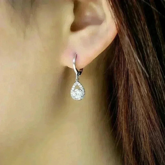 New Beautiful 925 Silver CZ Earrings - Picture 2 of 5